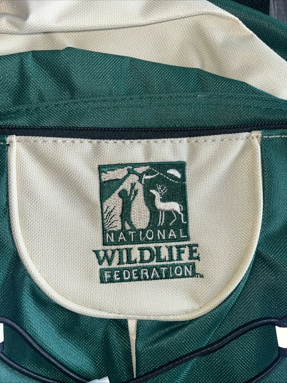 National Wildlife FederationGreen and Cream vintage 90’s NWOT